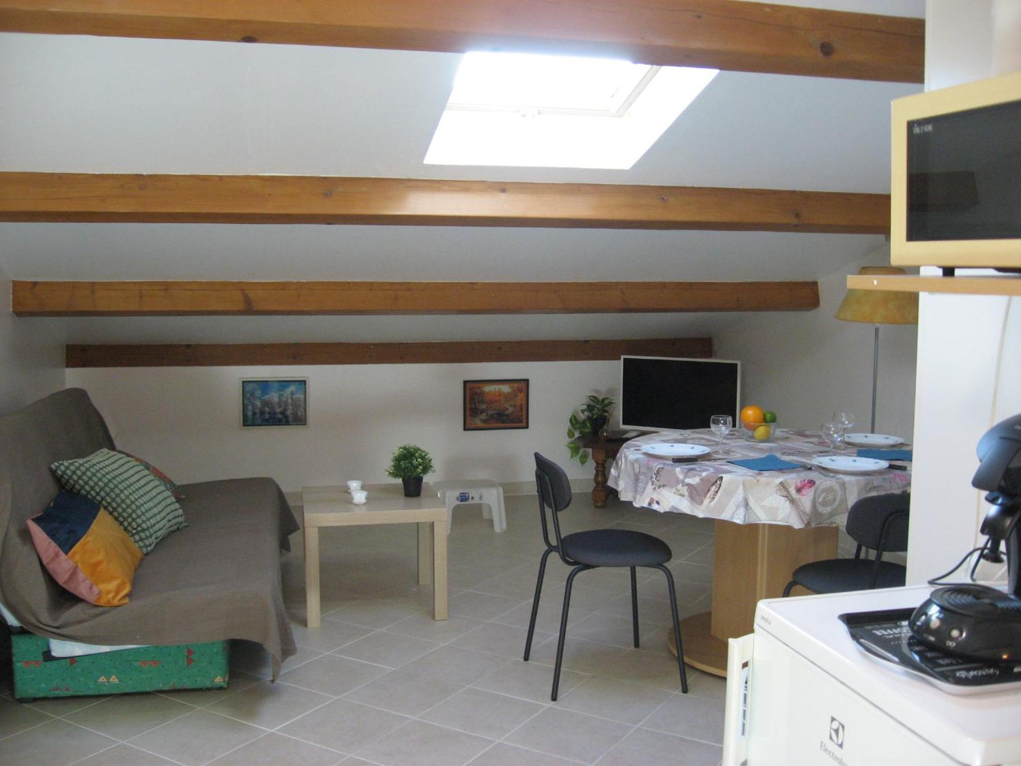 T 2 Avec Velux Sous Les Combes De 34 M2 Apartment La Londe-les-Maures Exterior photo